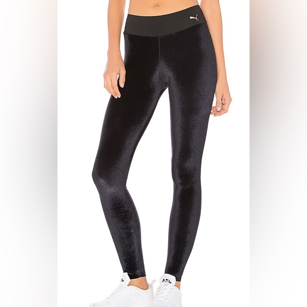 🪞 NEW puma velvet finish wide band legging in black rose gold logo from revolve